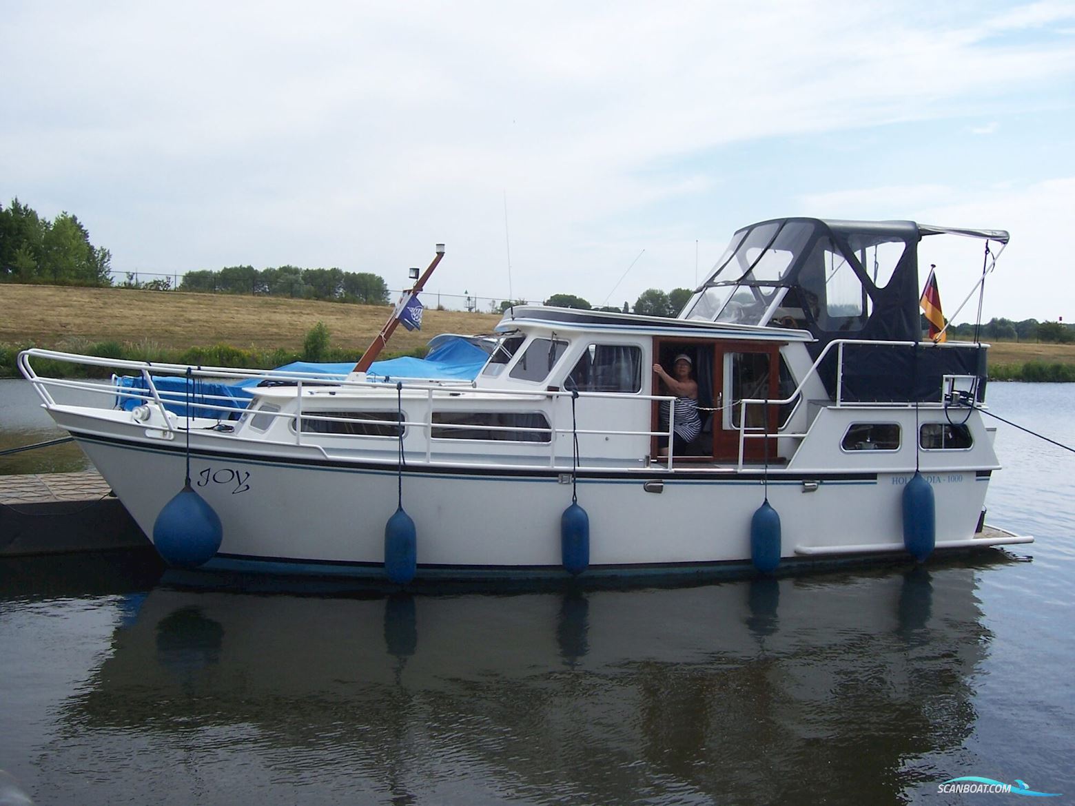 Hollandia 10.00 AK Cabrio Motorboat 1988, with Volvo engine, The Netherlands