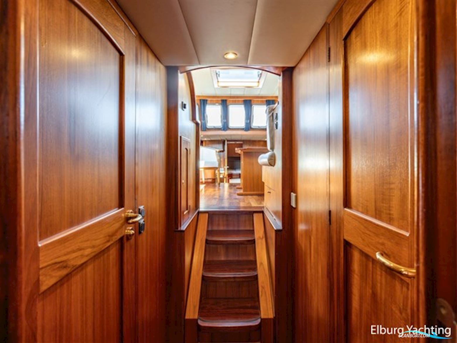 Holterman 48 Trawler - Stabilizers 