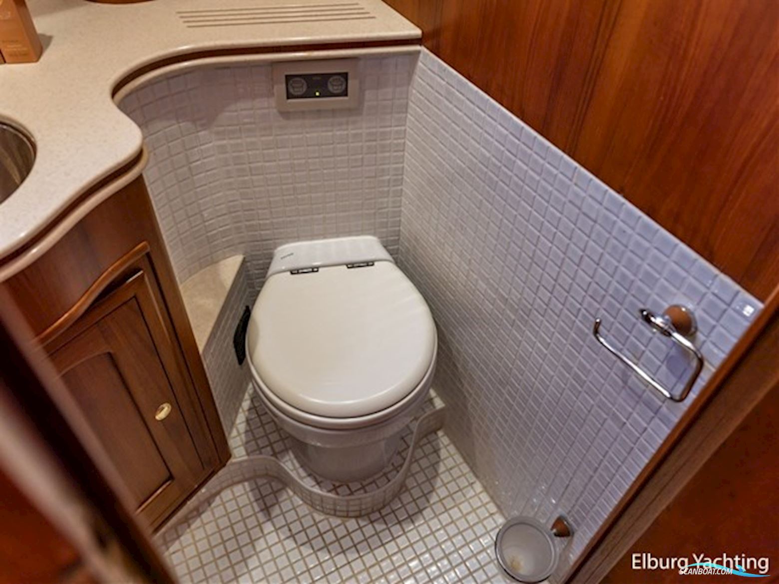 Holterman 48 Trawler - Stabilizers