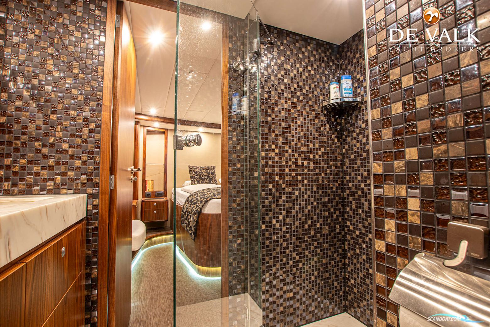 HOLTERMAN 53 Commander