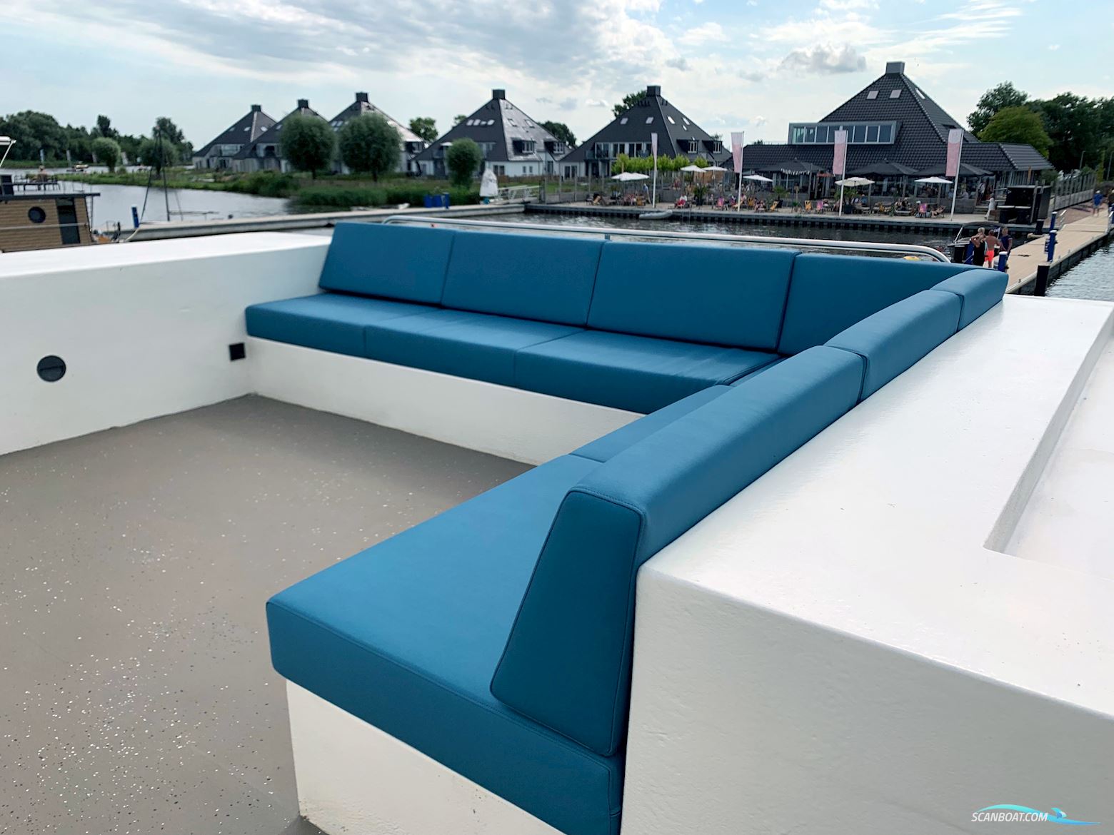 Homeship Vaarloft Volledig Elektrische Houseboat