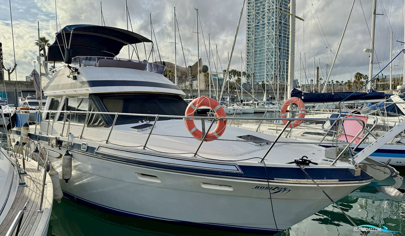 Horizon Yachts Horizon 40 Motorboat 1992, with Volvo Penta Tamd71A engine, Spain