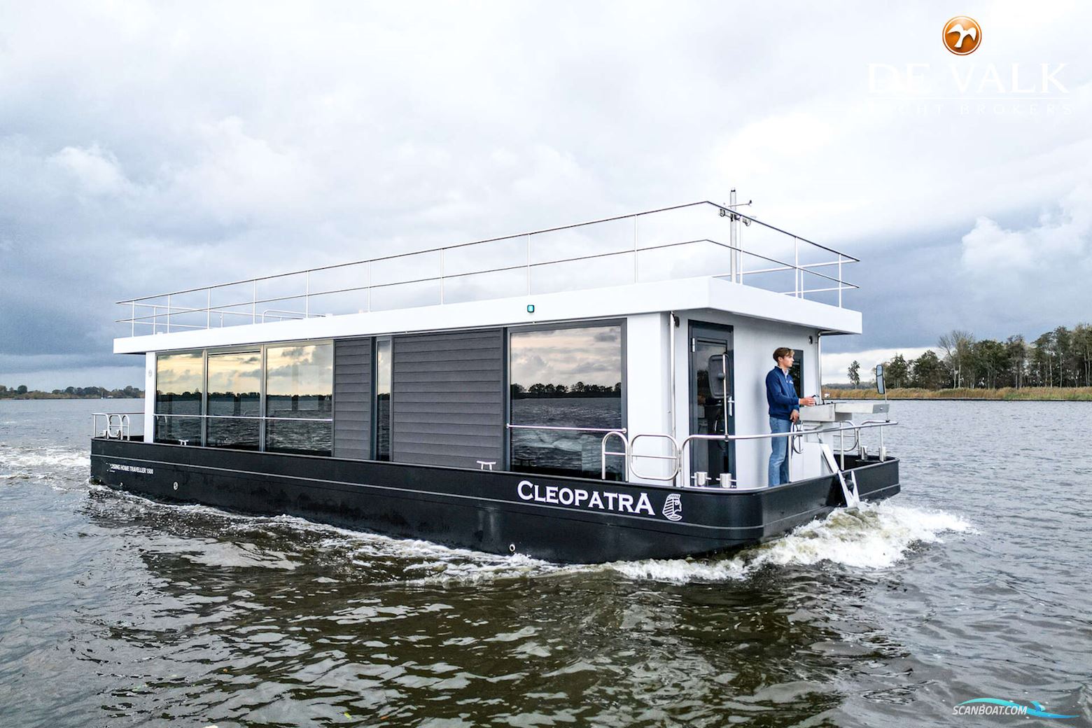 Houseboat Waterloft Luxemotor Motorboat 2023, with Nanni  engine, The Netherlands