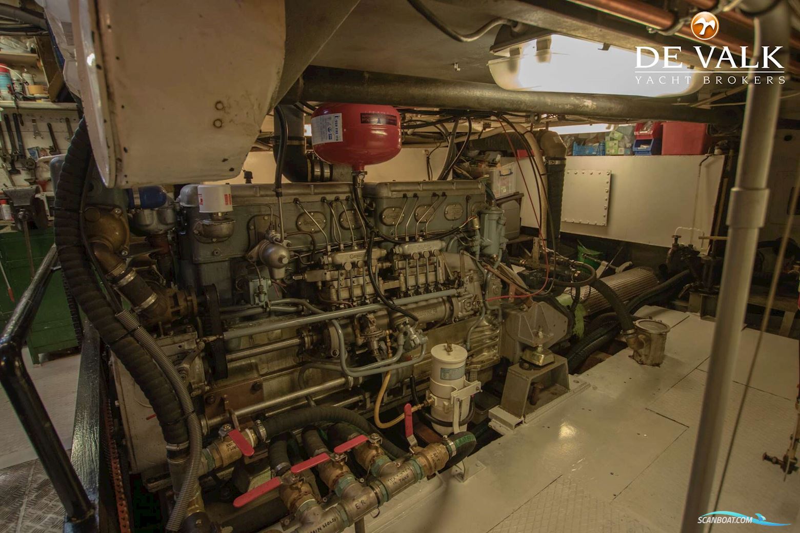 Houseboat Waterloft Luxemotor Spitz 38M