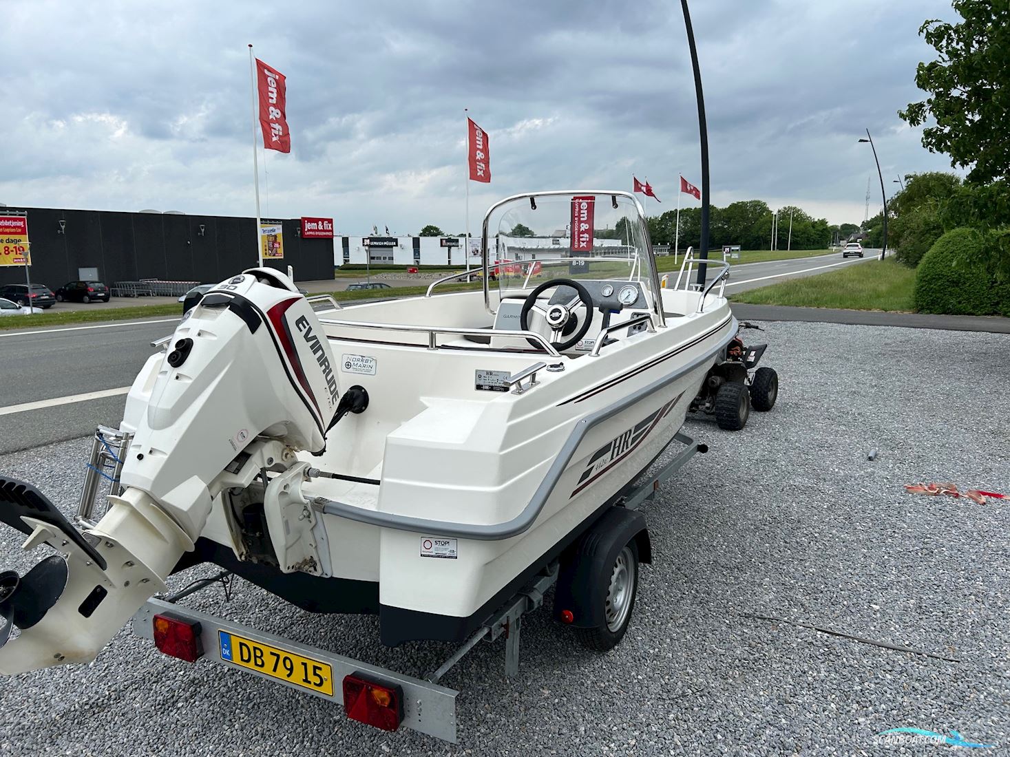 HR 442 SC Med 30 hk og Trailer
