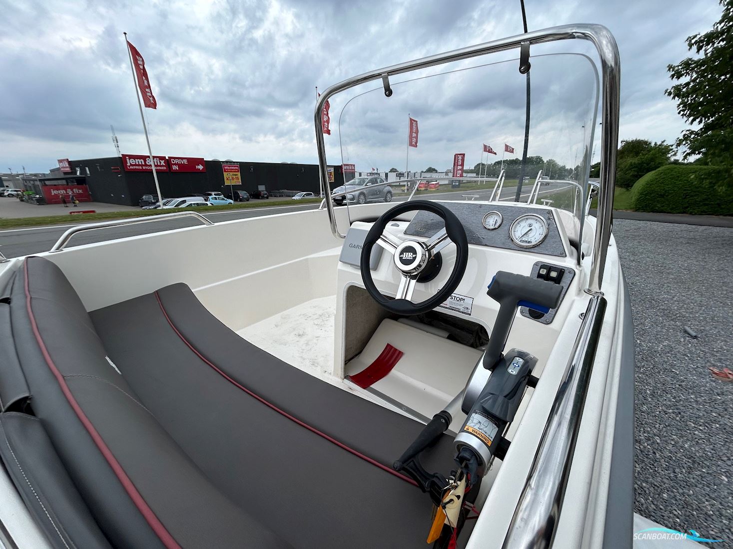 HR 442 SC Med 30 hk og Trailer