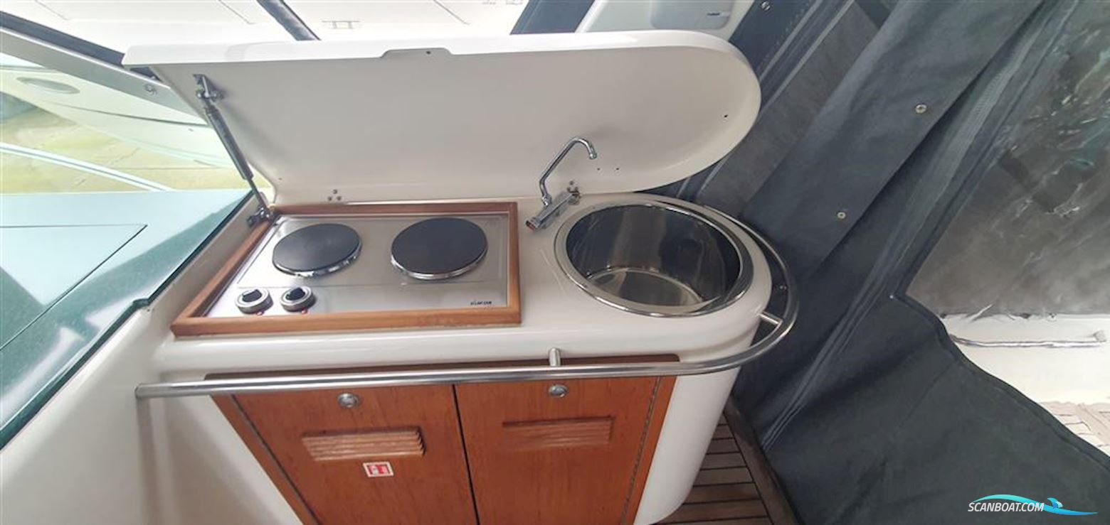 Hunt Yachts Harrier 36