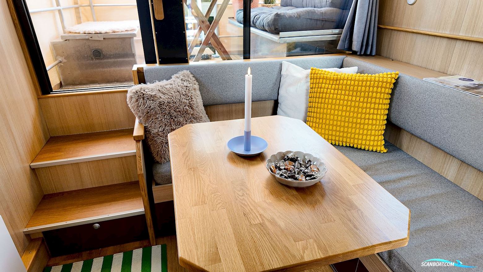 Husbåde med elmotor - udlejnings koncept eller bolig