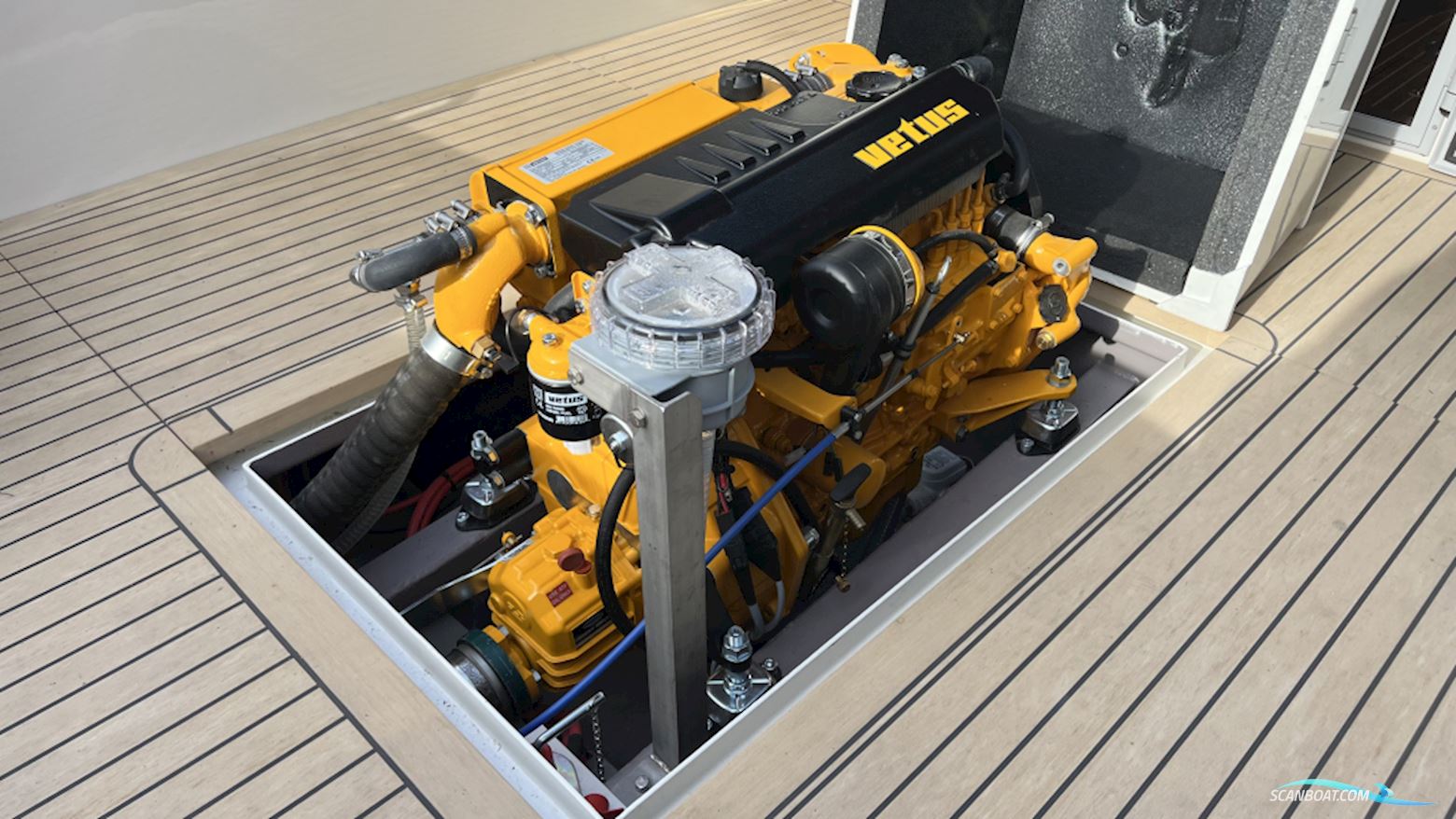 Ijzendoorn Yachts Tender Cabin 800