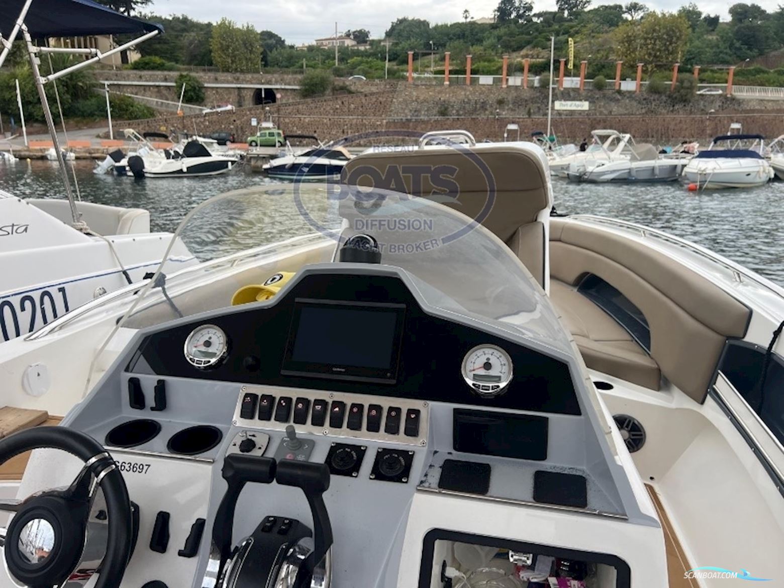 Imersea F28