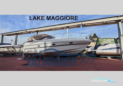 Innovazioni e Progetti Mira 37 Motorboat 2005, with Volvo Penta D4 engine, Italy