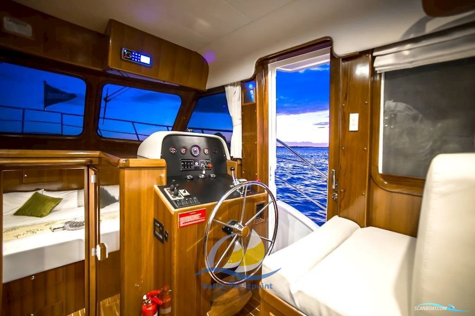 Integrity Motor Yachts Integrity 380 Fly