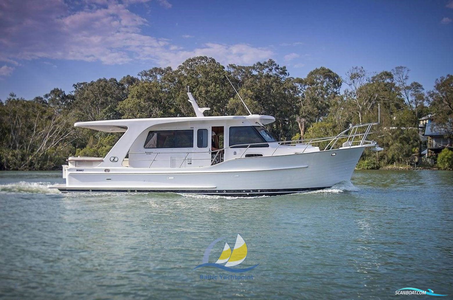 Integrity Motor Yachts Integrity 380 Sedan