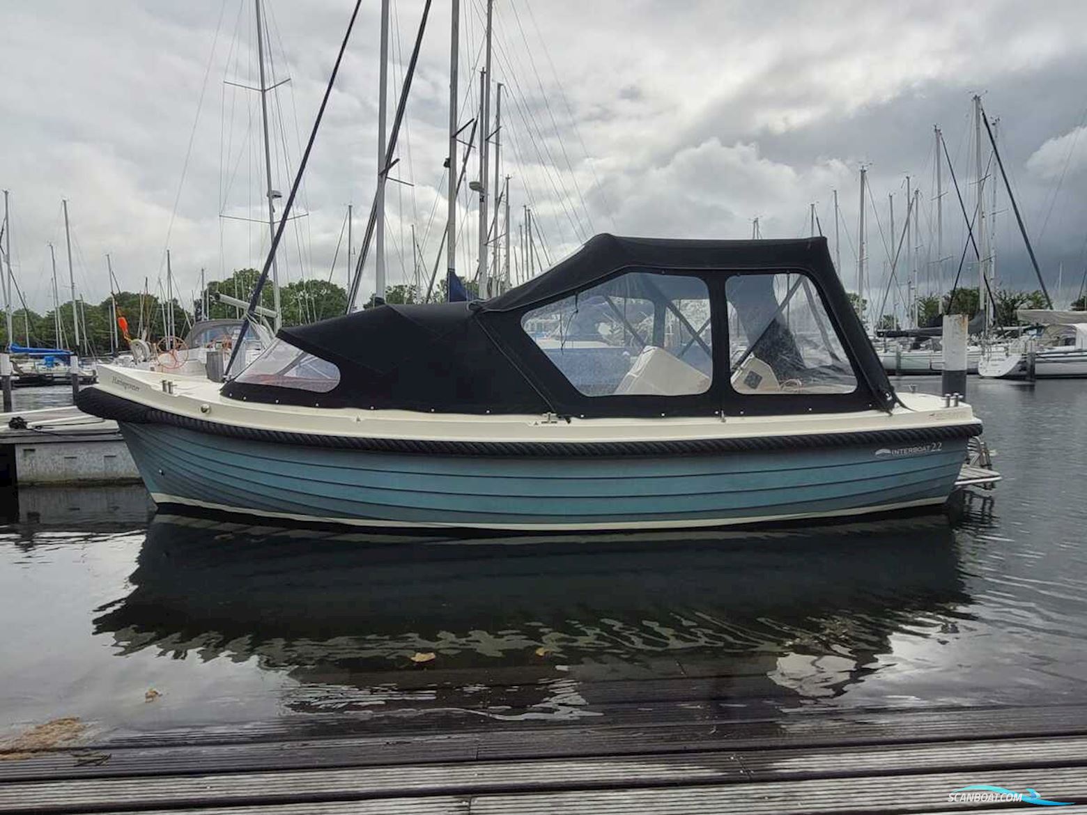 Interboat 22