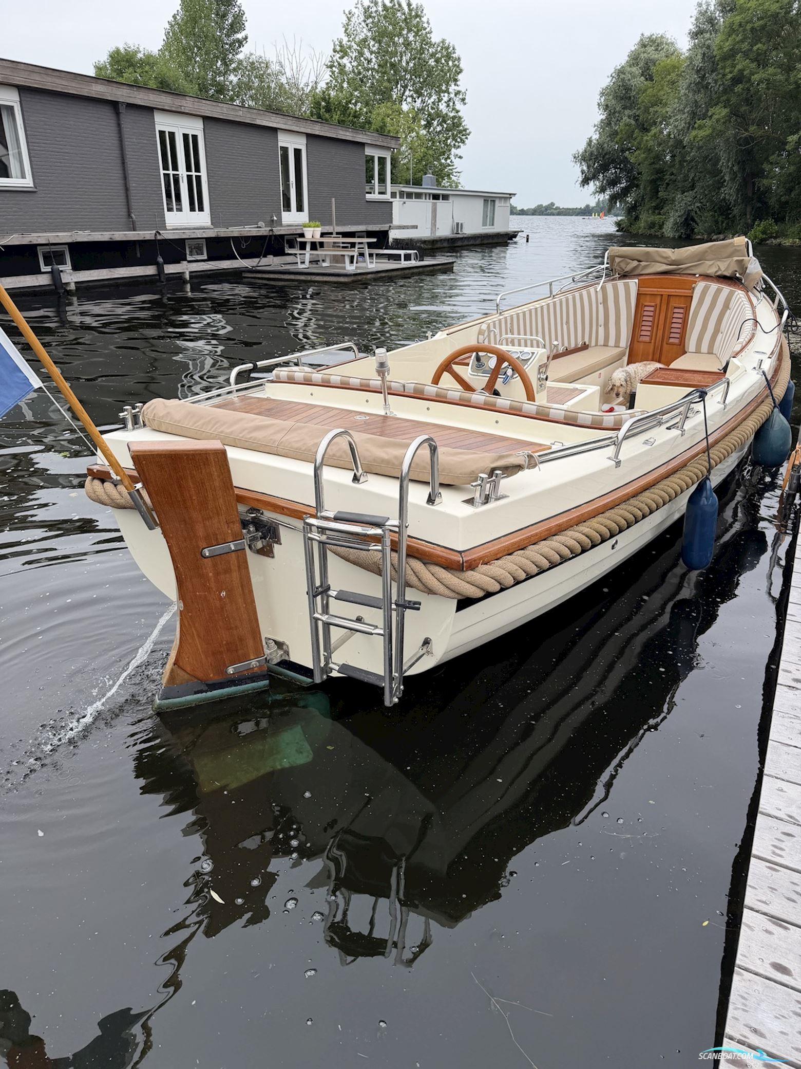 Interboat 25