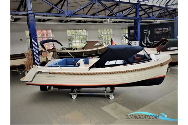 Interboat Intender 700