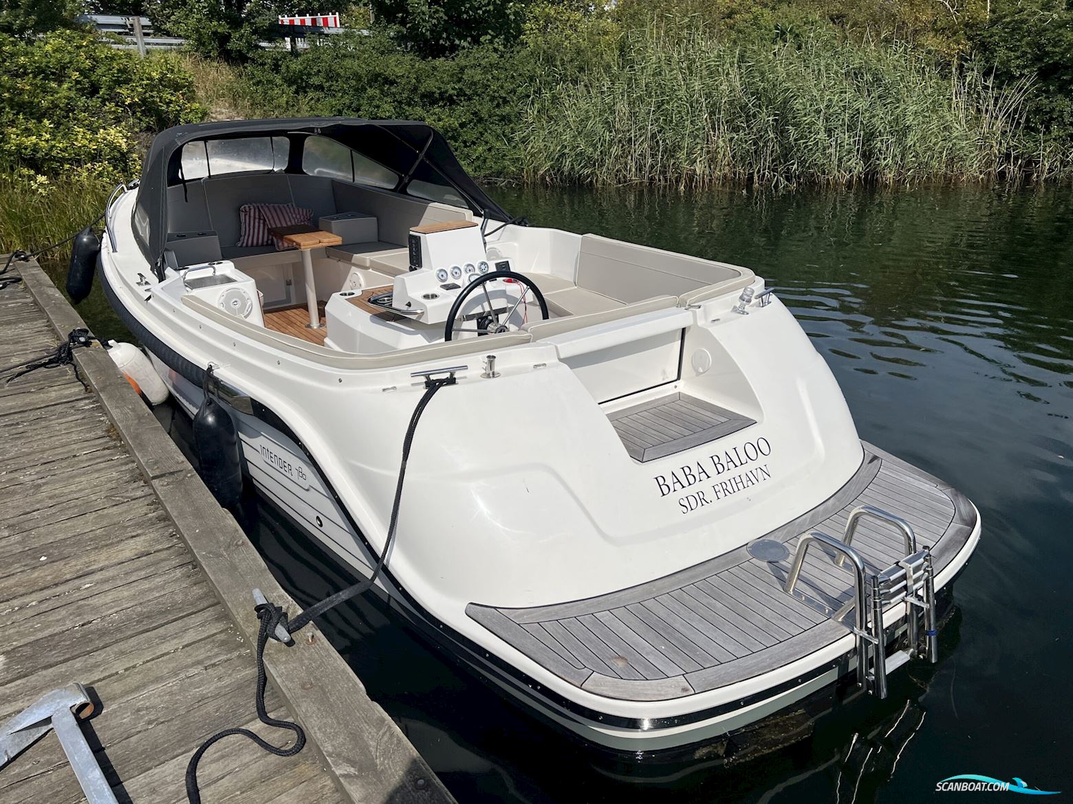 Interboat Intender 780