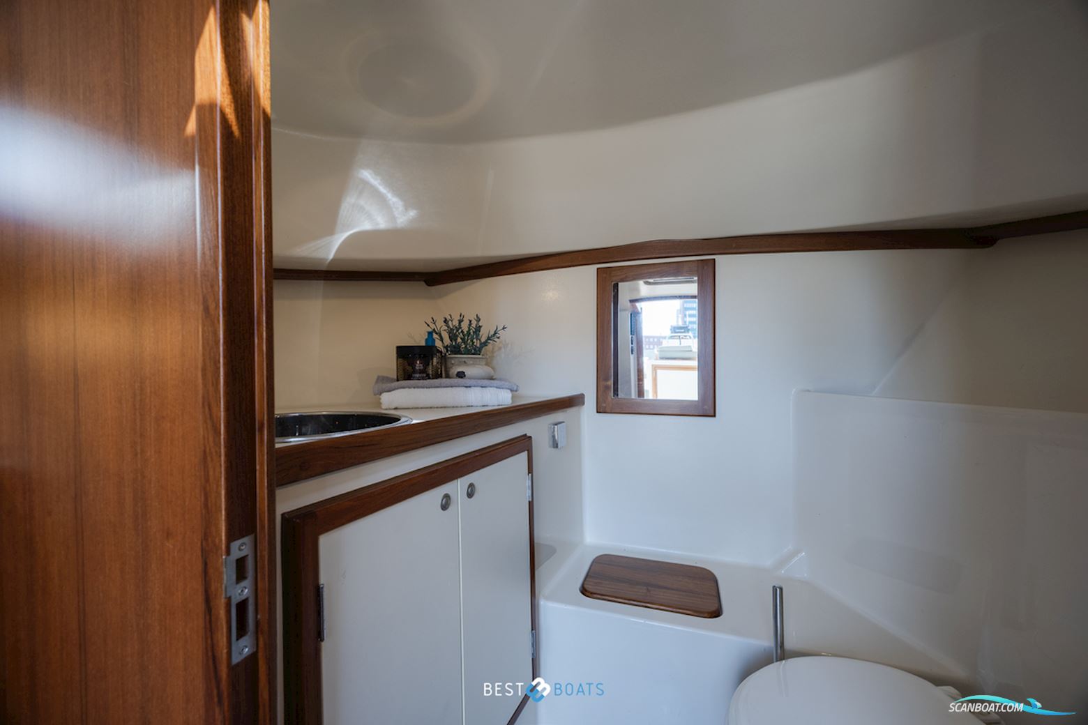 Interboat Intercruiser 27 Cabin