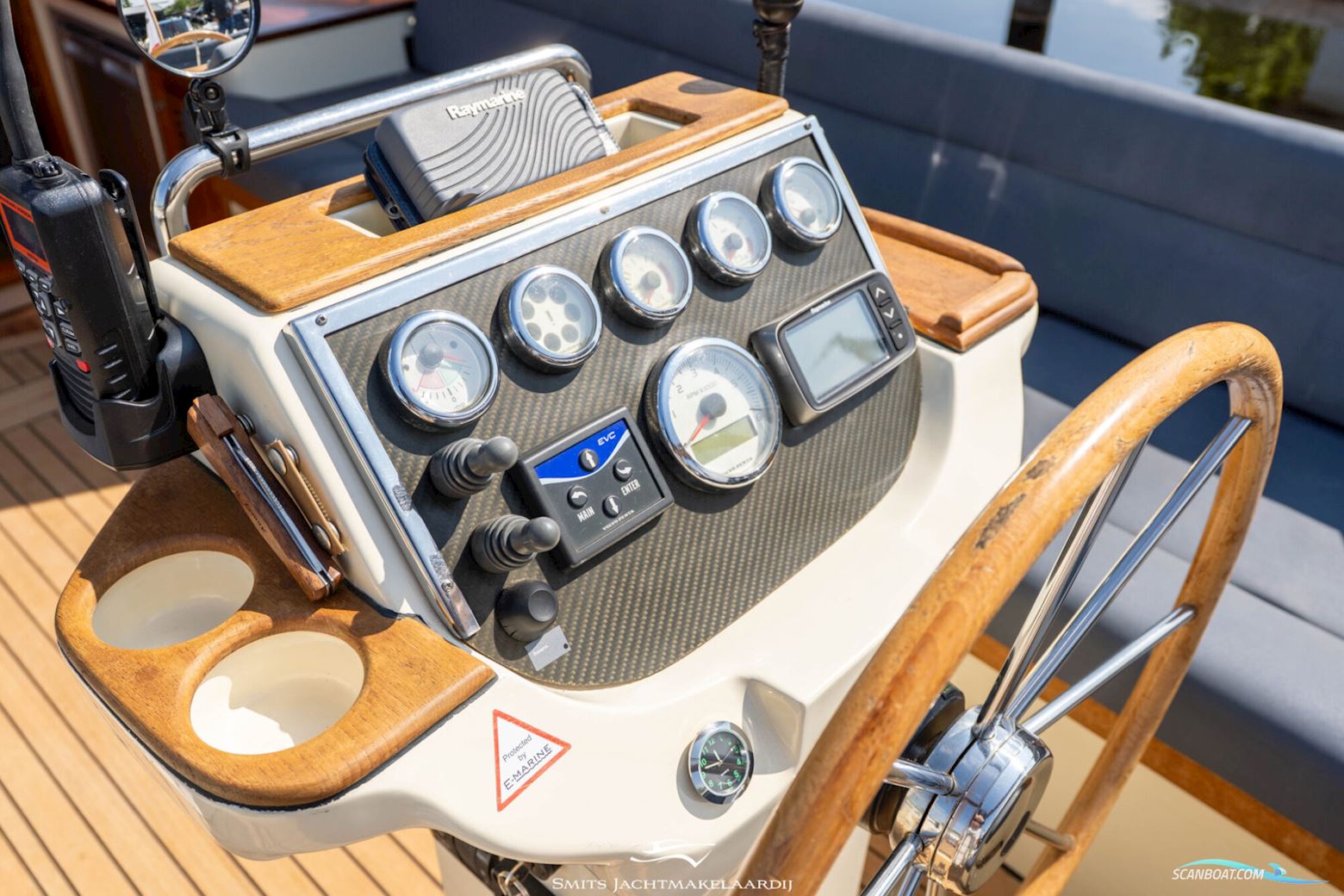 Interboat Intercruiser 29