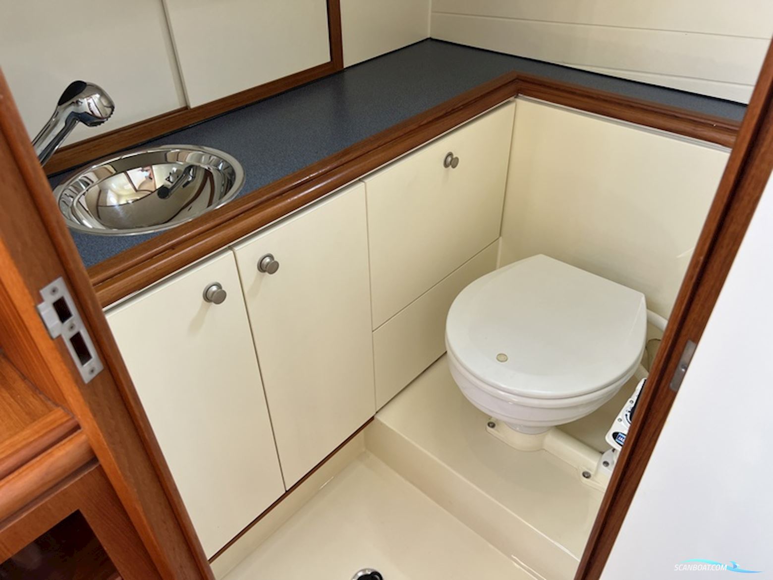 Intercruiser 29