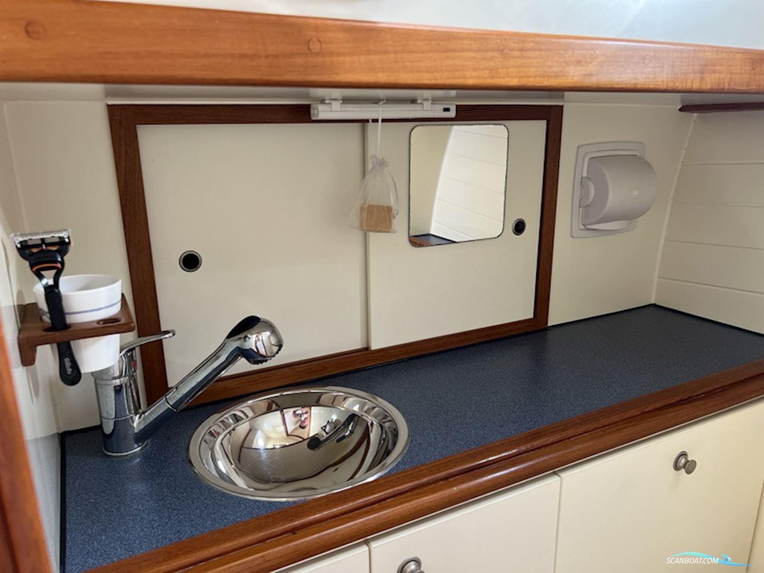 Intercruiser 29
