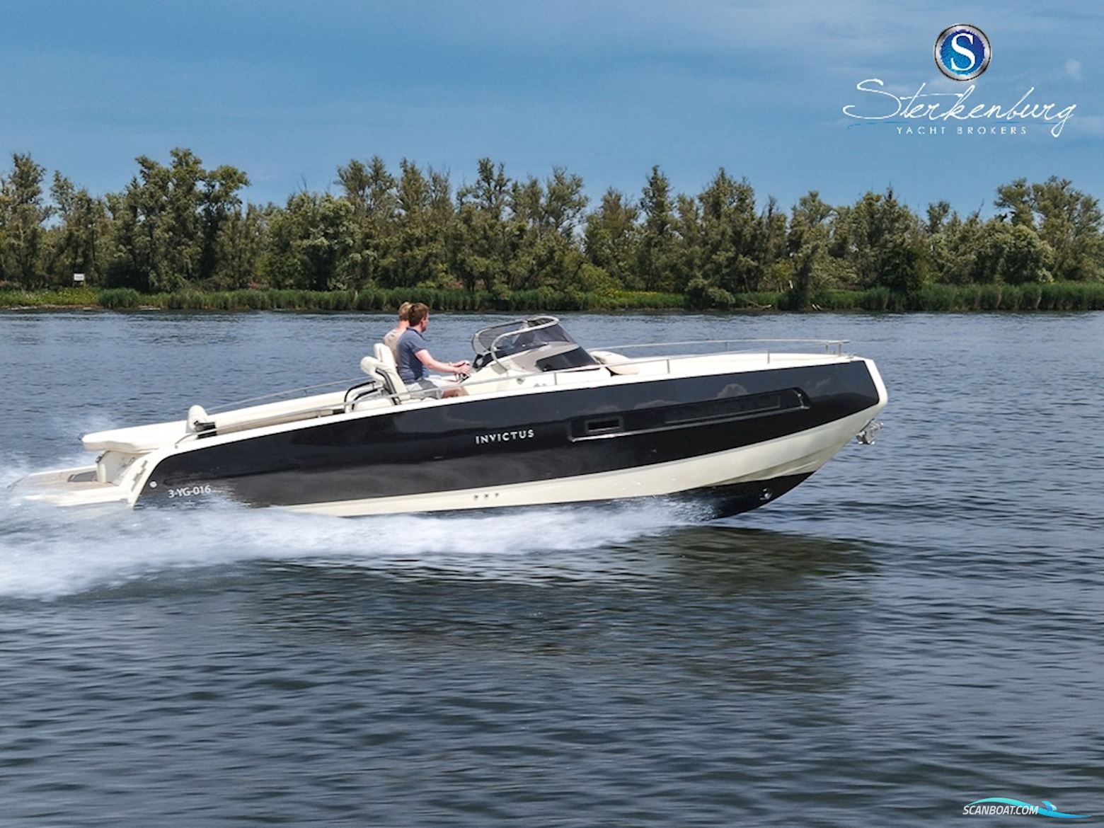 Invictus 280 GT Motorboat 2018, with Volvo Penta engine, The Netherlands