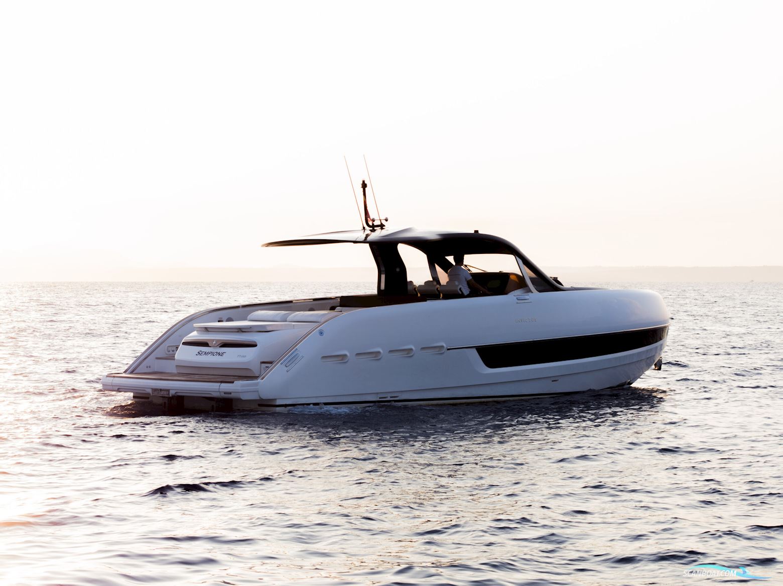 Invictus TT460
