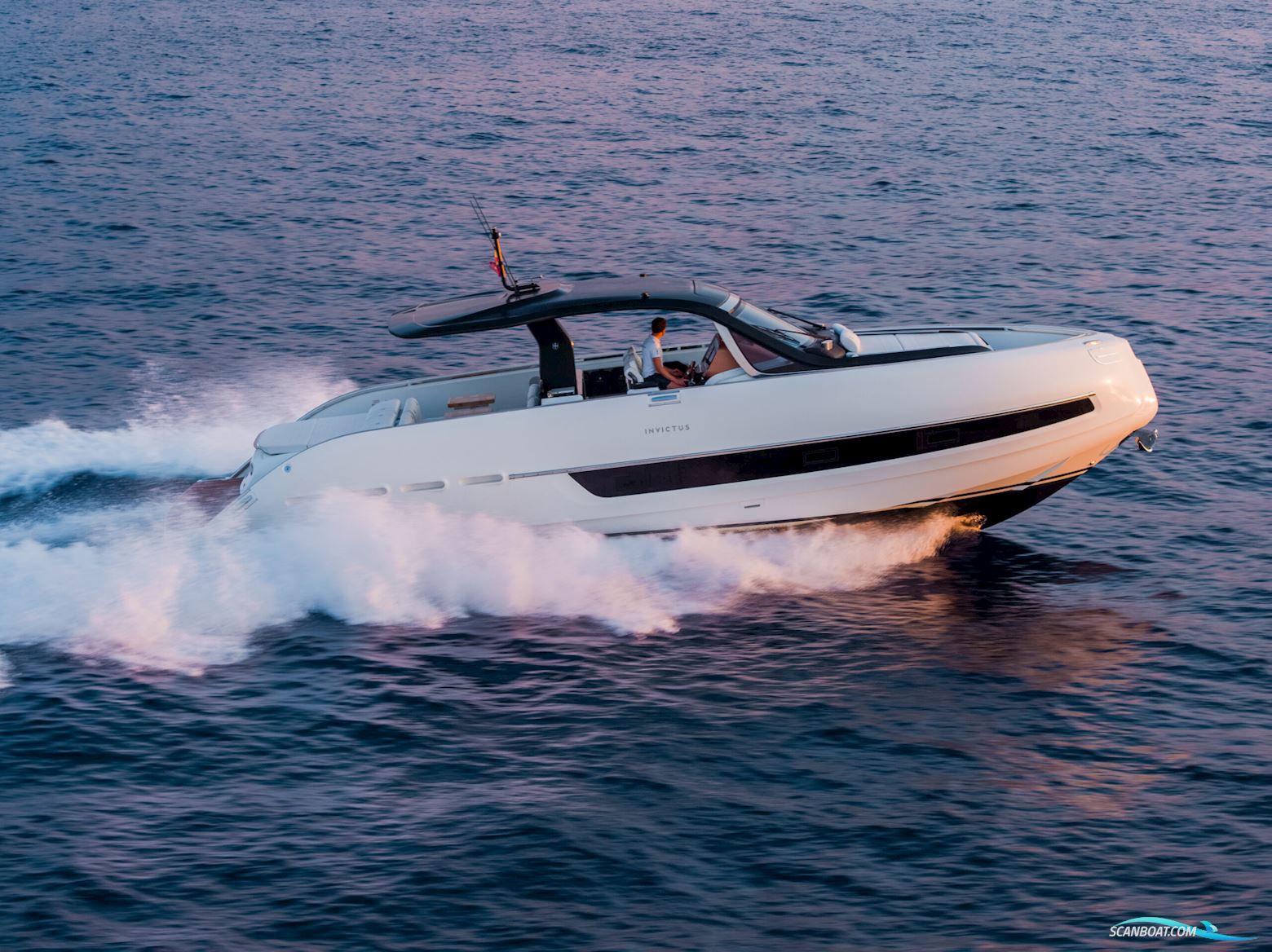 Invictus TT460