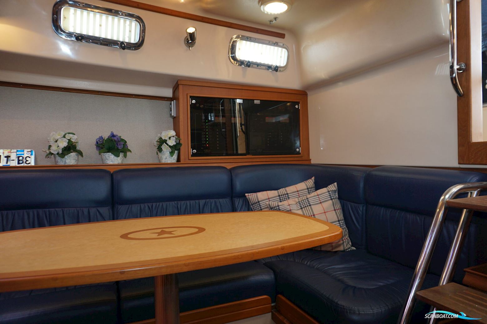 Island Packet Craft 360 Express