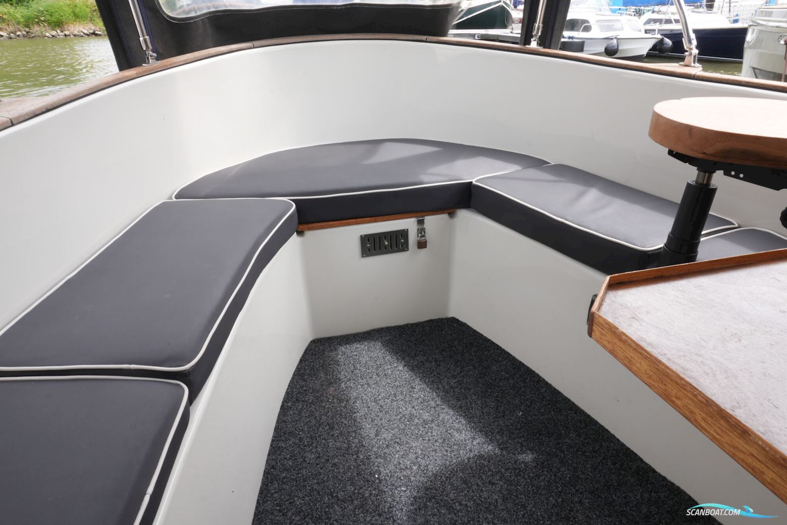 Island Plastics IP23