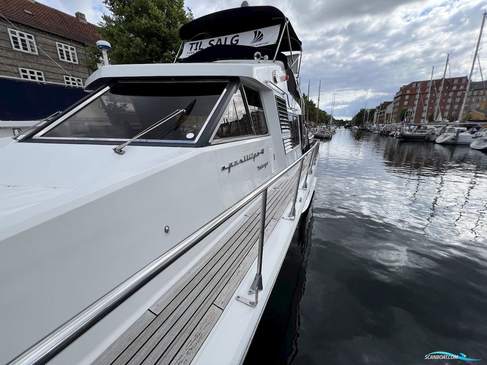 Italiensk Yacht 47 / Kajplads i KBH Centrum