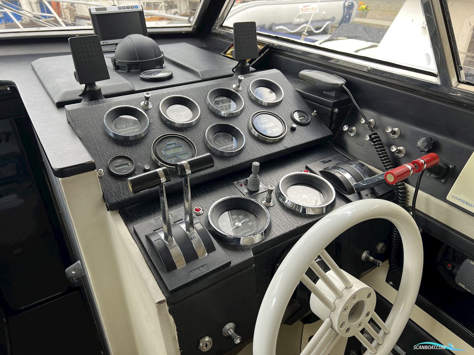 Italiensk Yacht 47 / Kajplads i KBH Centrum