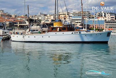 James Silver 68 Motorboat 1938, with Perkins engine, Greece