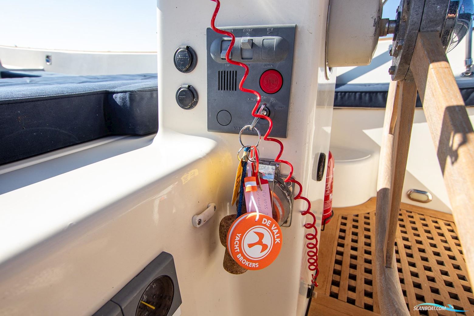 Jan Van Gent 10.35 Cabin