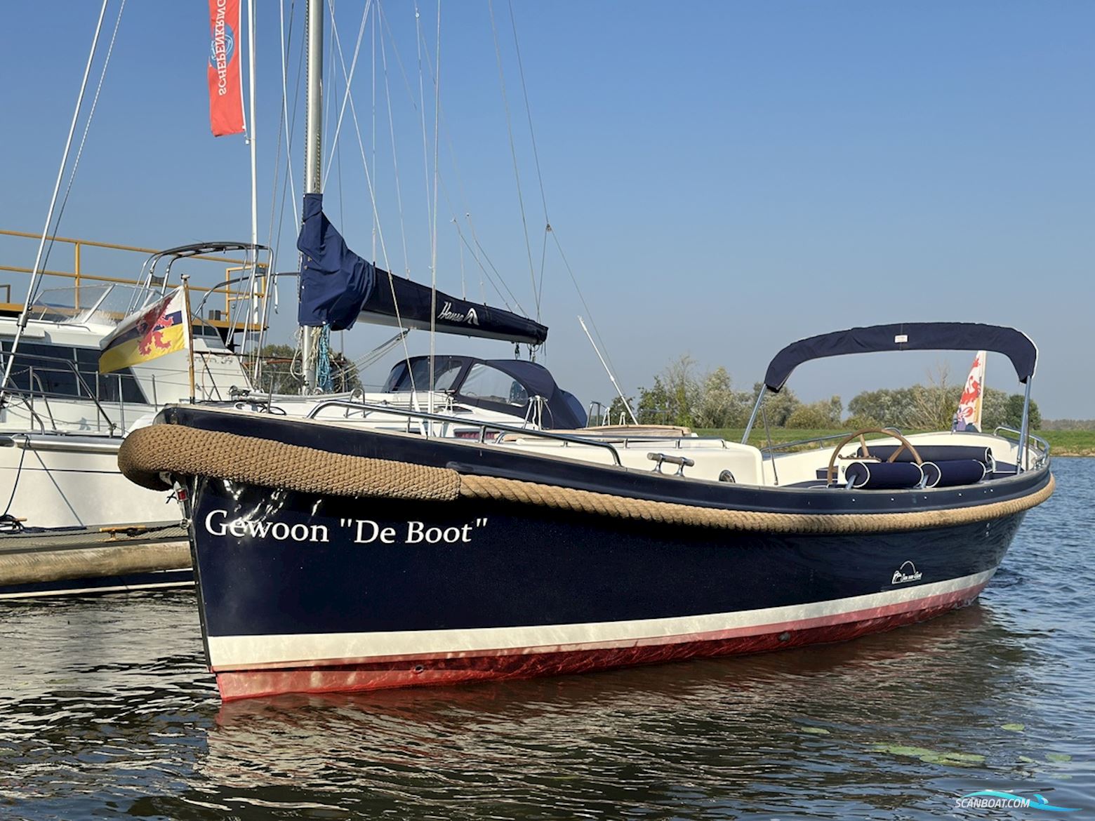 Jan Van Gent 10.35 Cabin