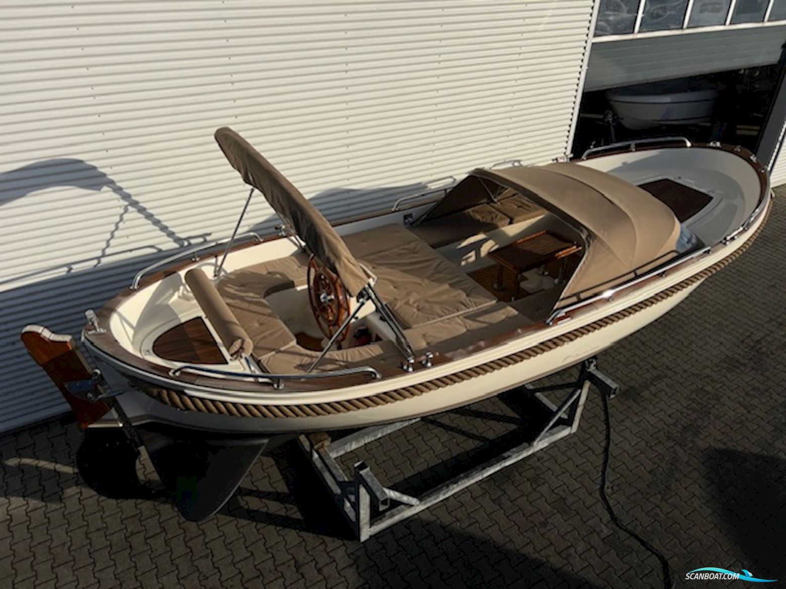 Jan Van Gent 820 Open