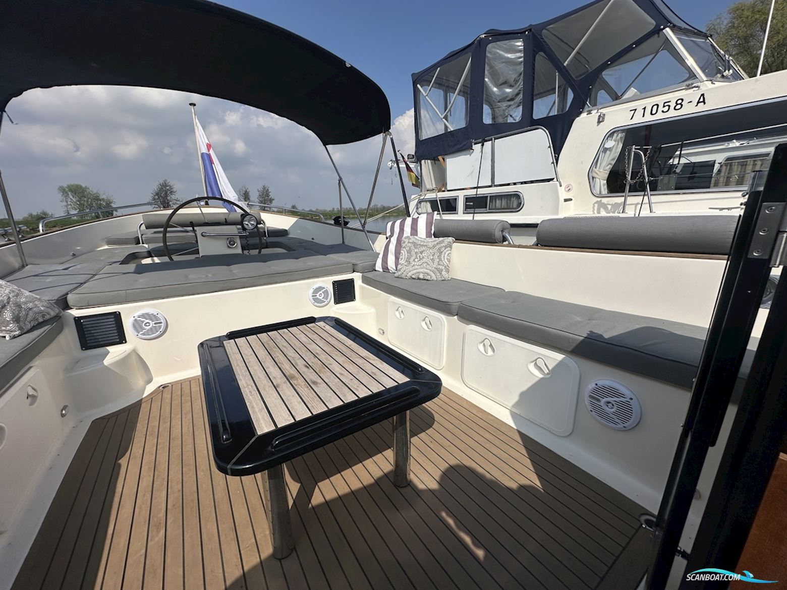 Jan Van Gent Cabin 1035