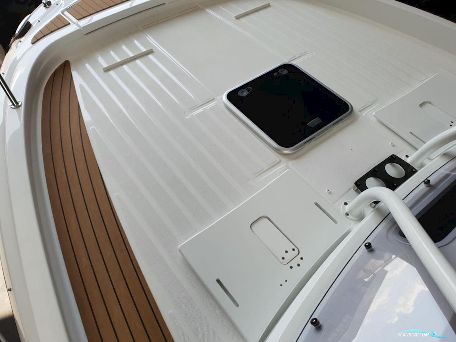 Jeanneau  Cap Camarat 9.0 WA