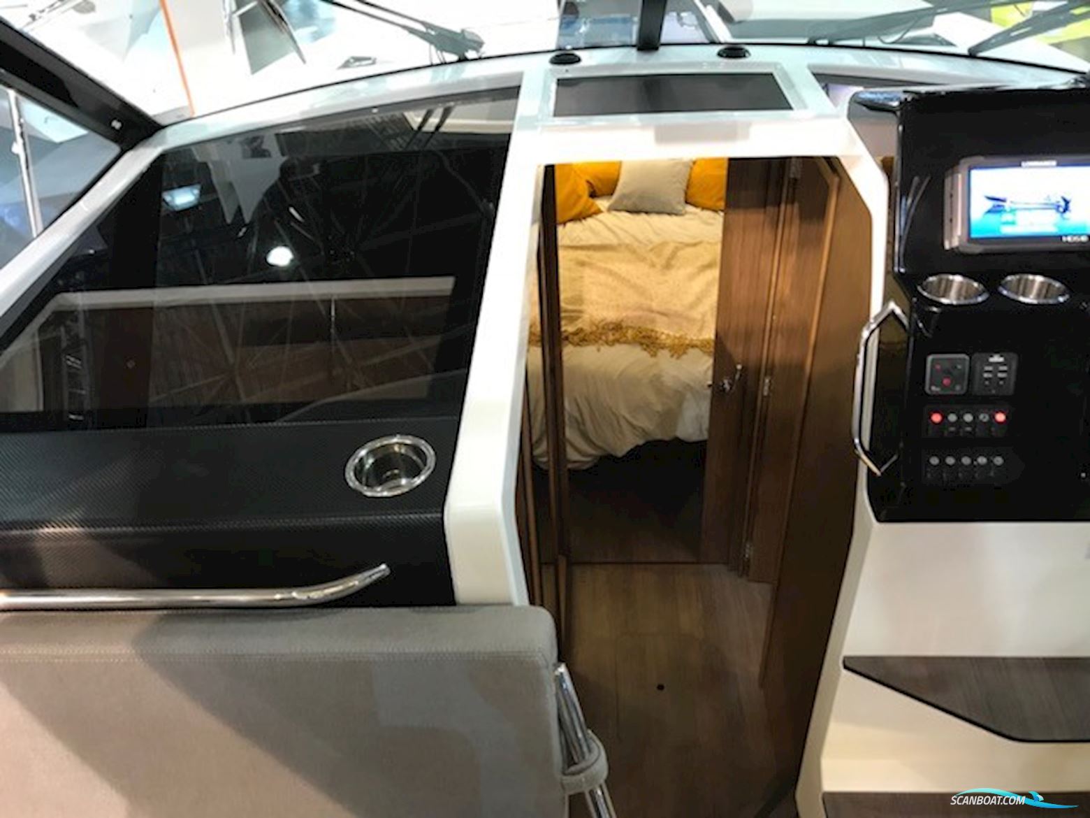 Jeanneau  Merry Fisher 1095 Coupé