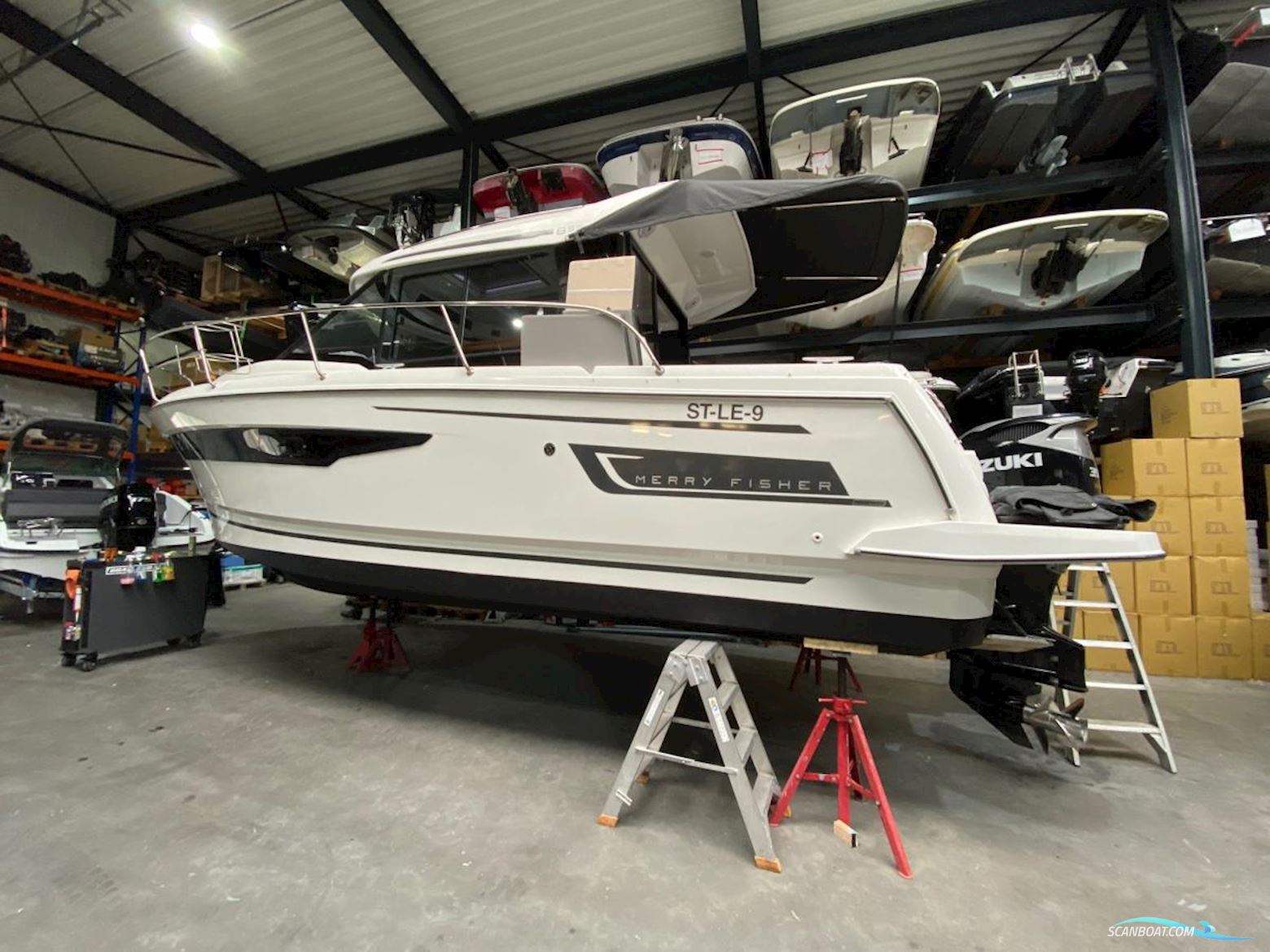 Jeanneau  Merry Fisher 895