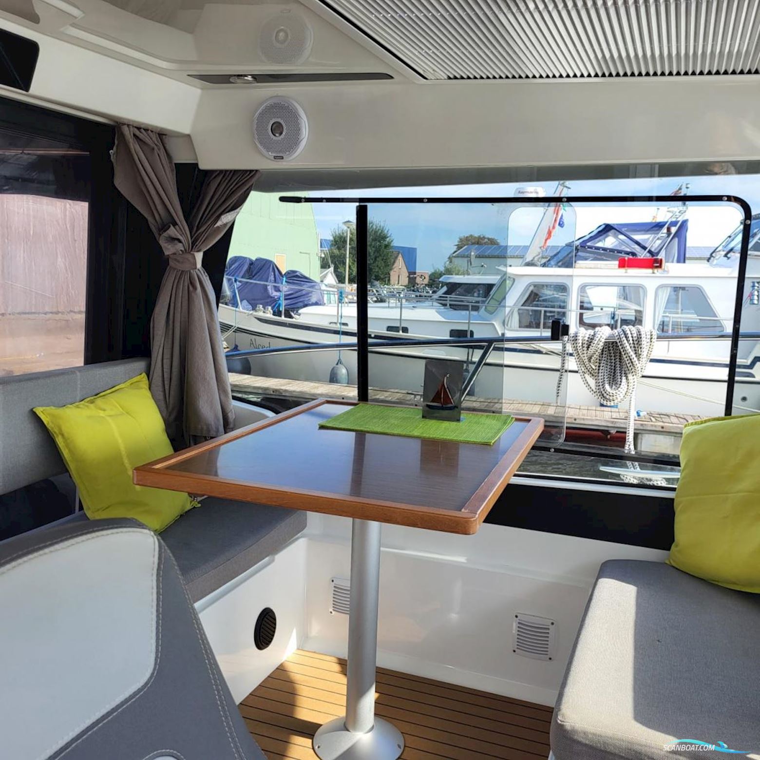 Jeanneau  Merry Fisher 895