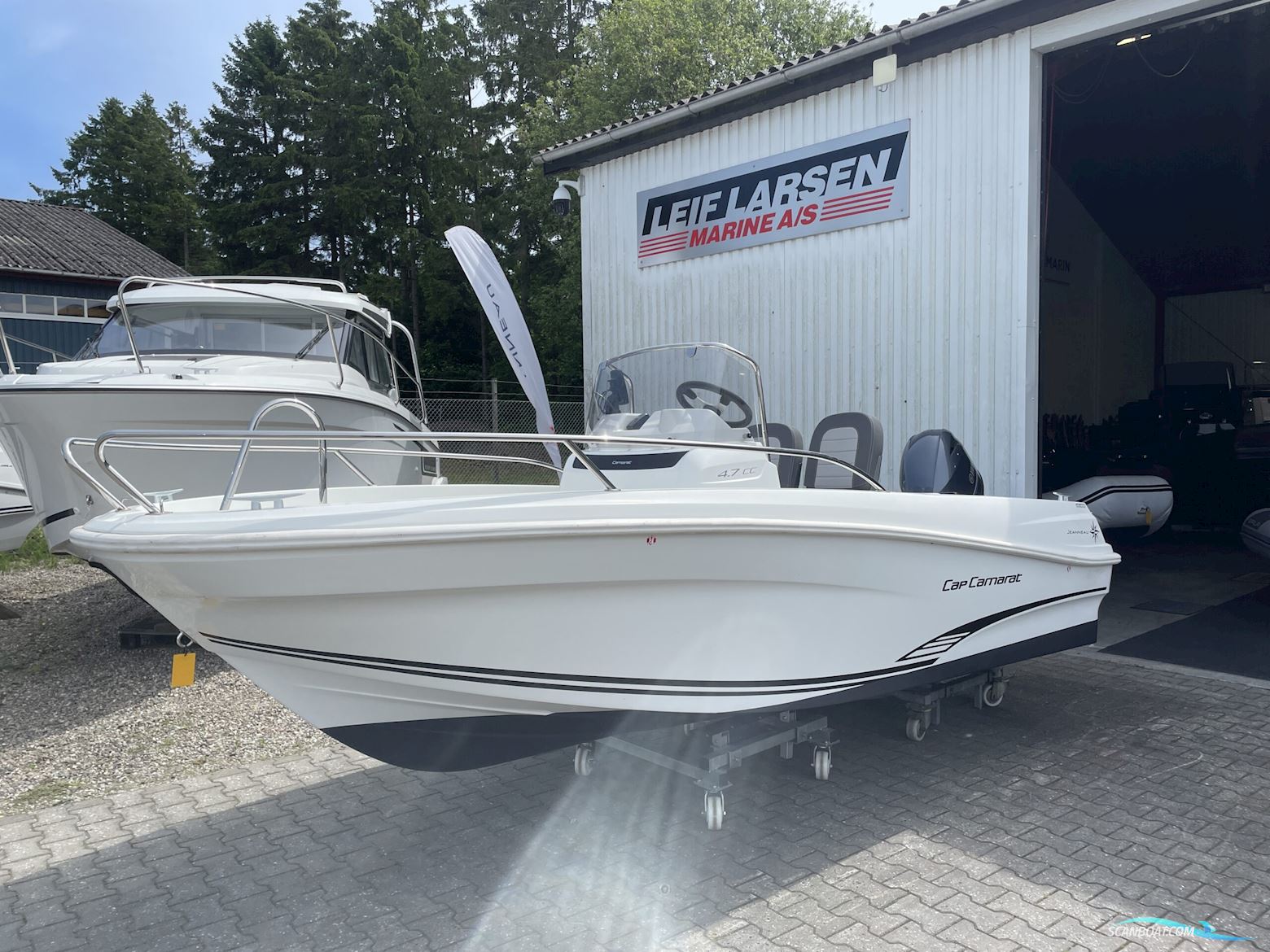 Jeanneau 4.7 CC Style