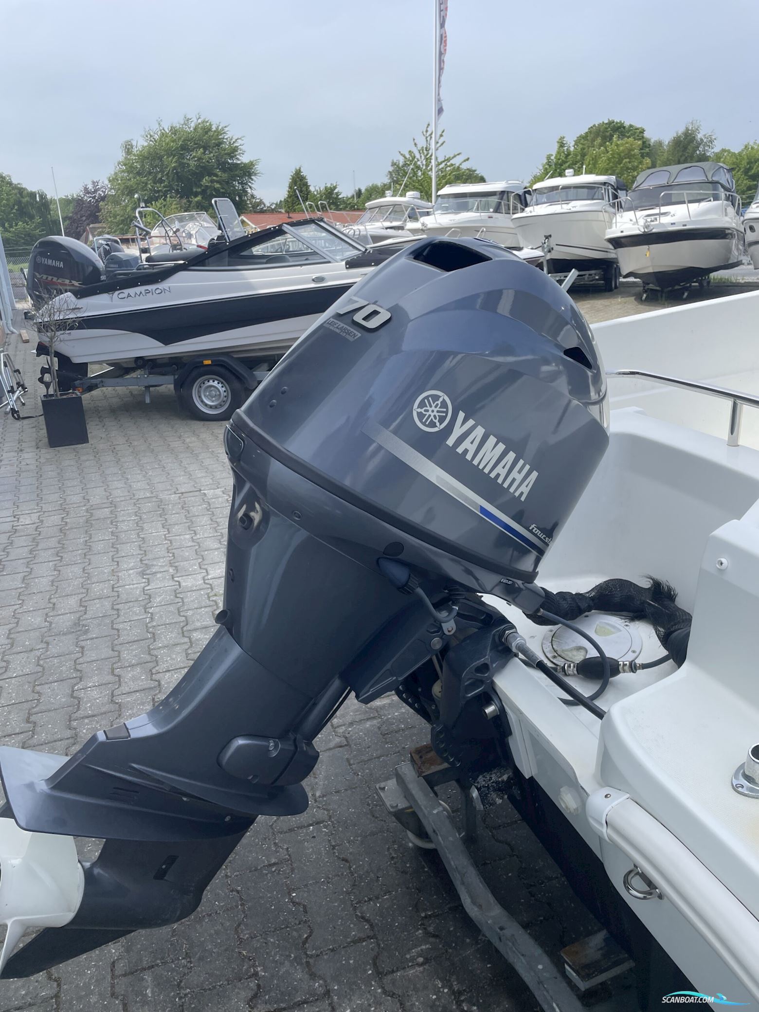 Jeanneau 4.7 CC Style