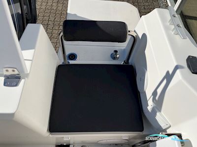 Jeanneau 605 Merry Fisher Marlin Nordic Line med 100 hk Yamaha-EFI 4 takt og 2000 kg Brenderup ASR trailer med el-spil Motorboat 2019, with Yamaha engine, Denmark