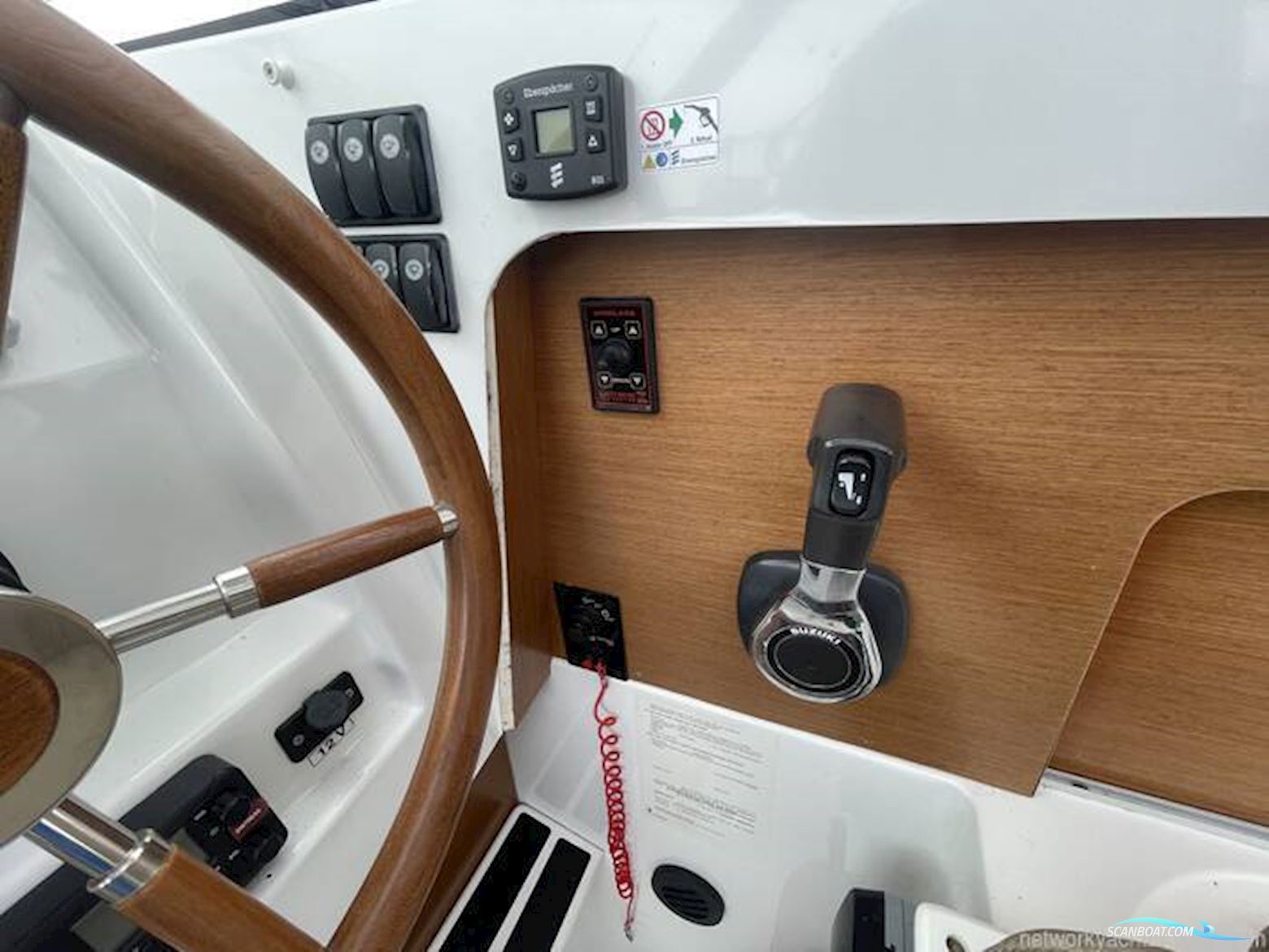Jeanneau 645