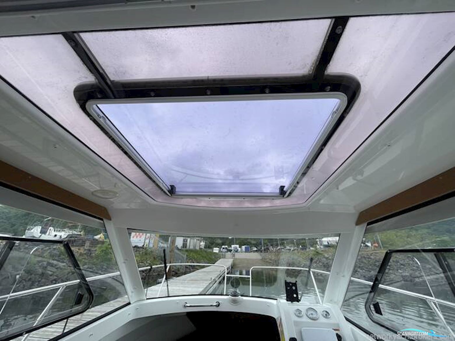 Jeanneau 645