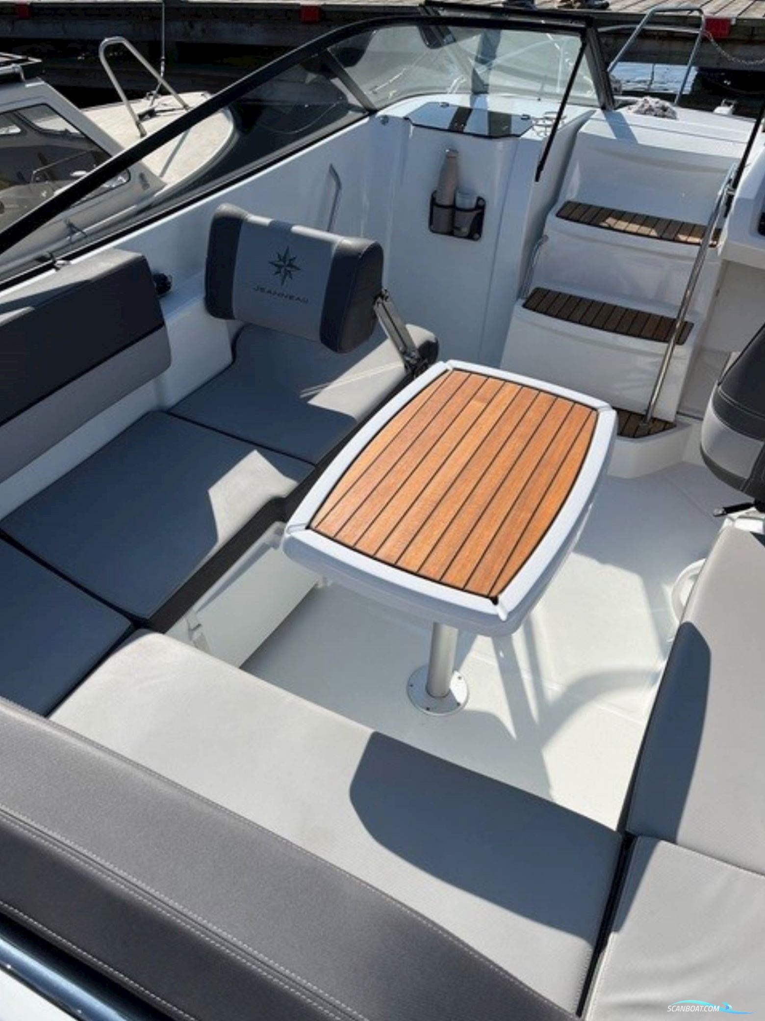 Jeanneau 6.5 DC - 175 HK Yamaha/Udstyr