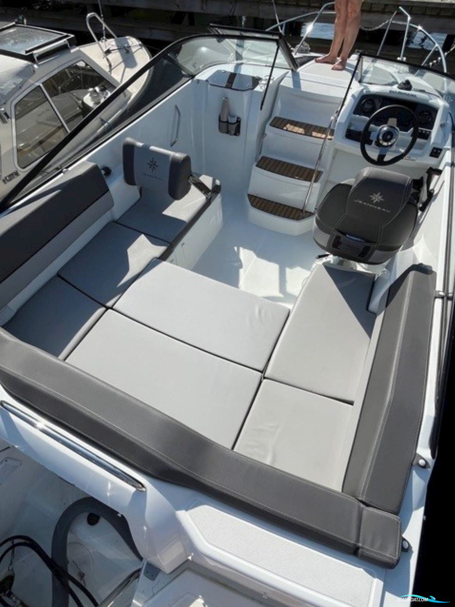 Jeanneau 6.5 DC - 175 HK Yamaha/Udstyr