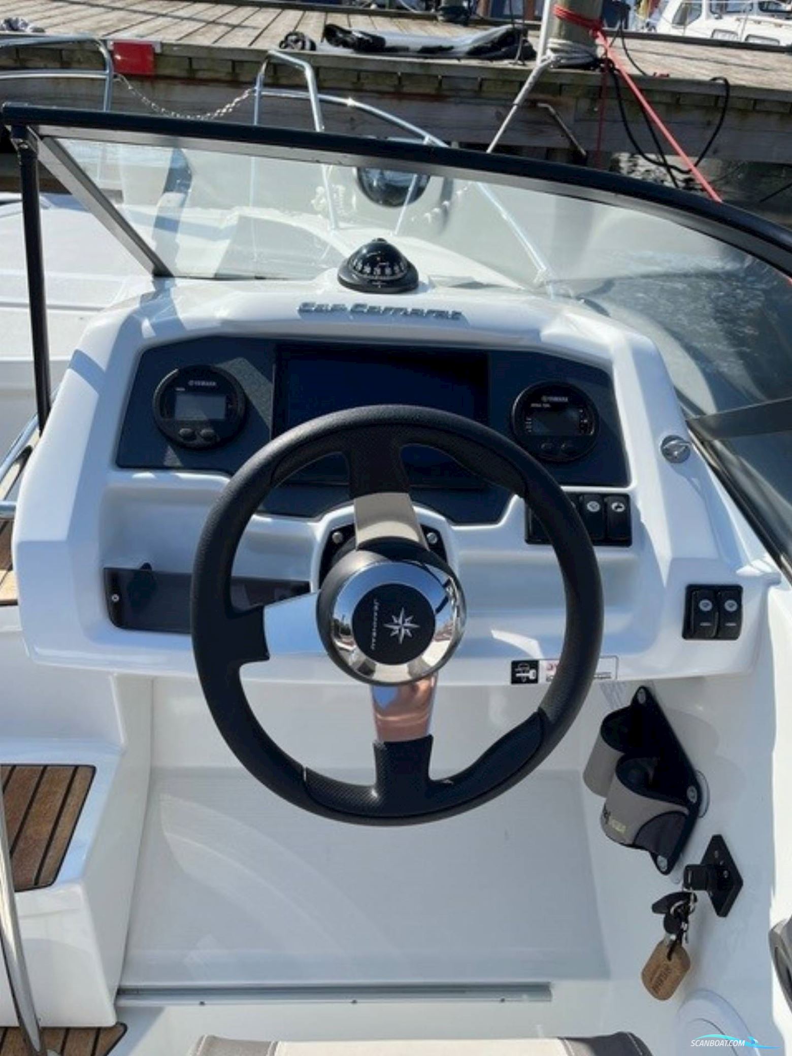 Jeanneau 6.5 DC - 175 HK Yamaha/Udstyr