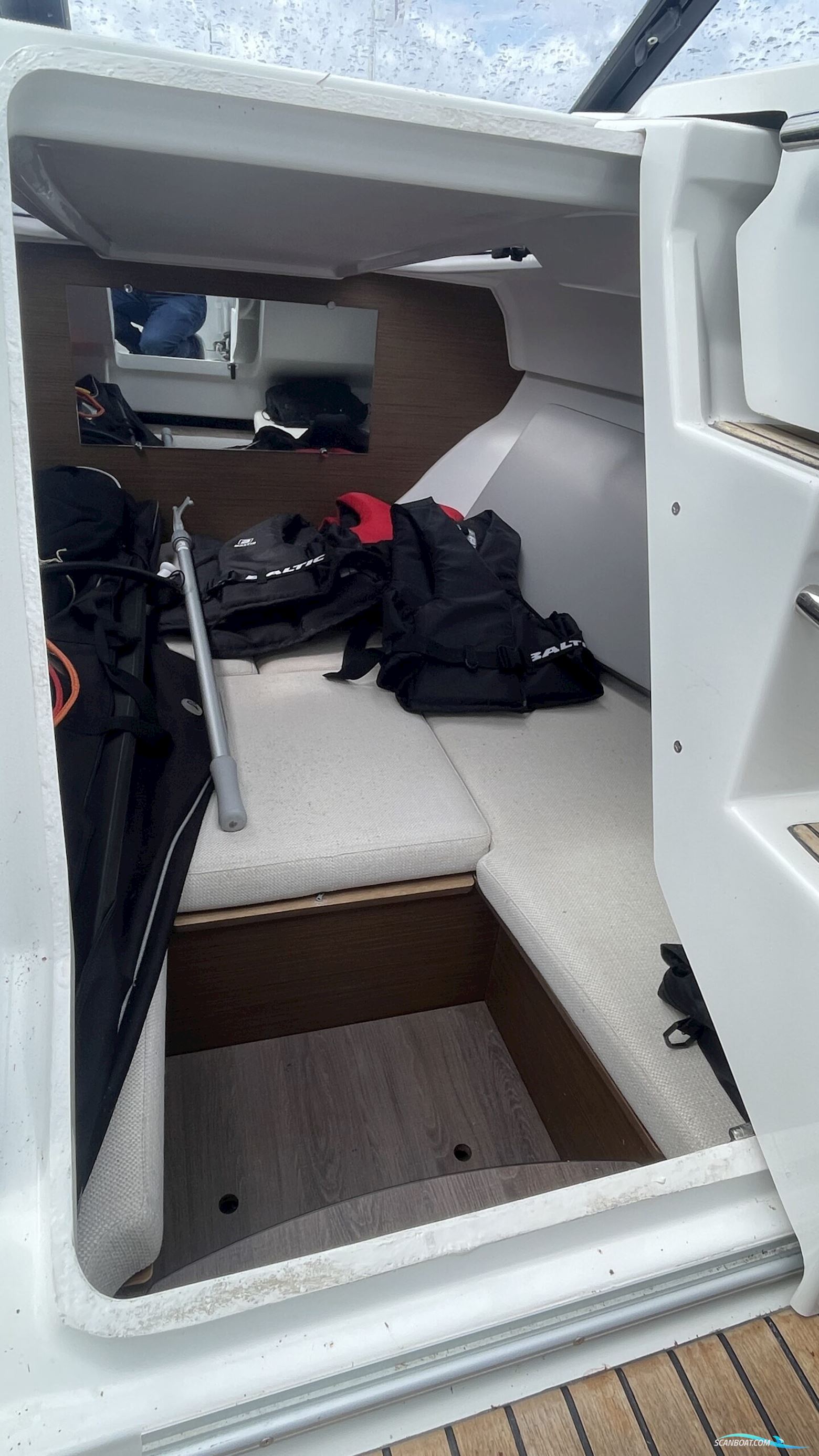Jeanneau 6.5 DC Cap Camarat
